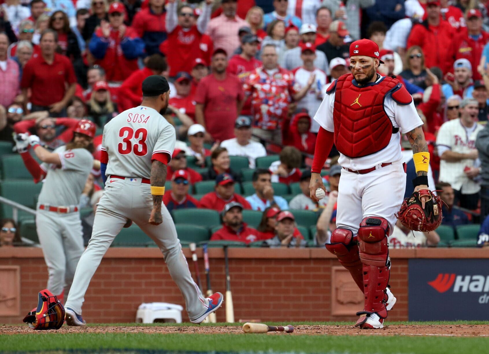 Philadelphia Phillies beat the St. Louis Cardinals 6-3 in game 1 of NL Wild Card